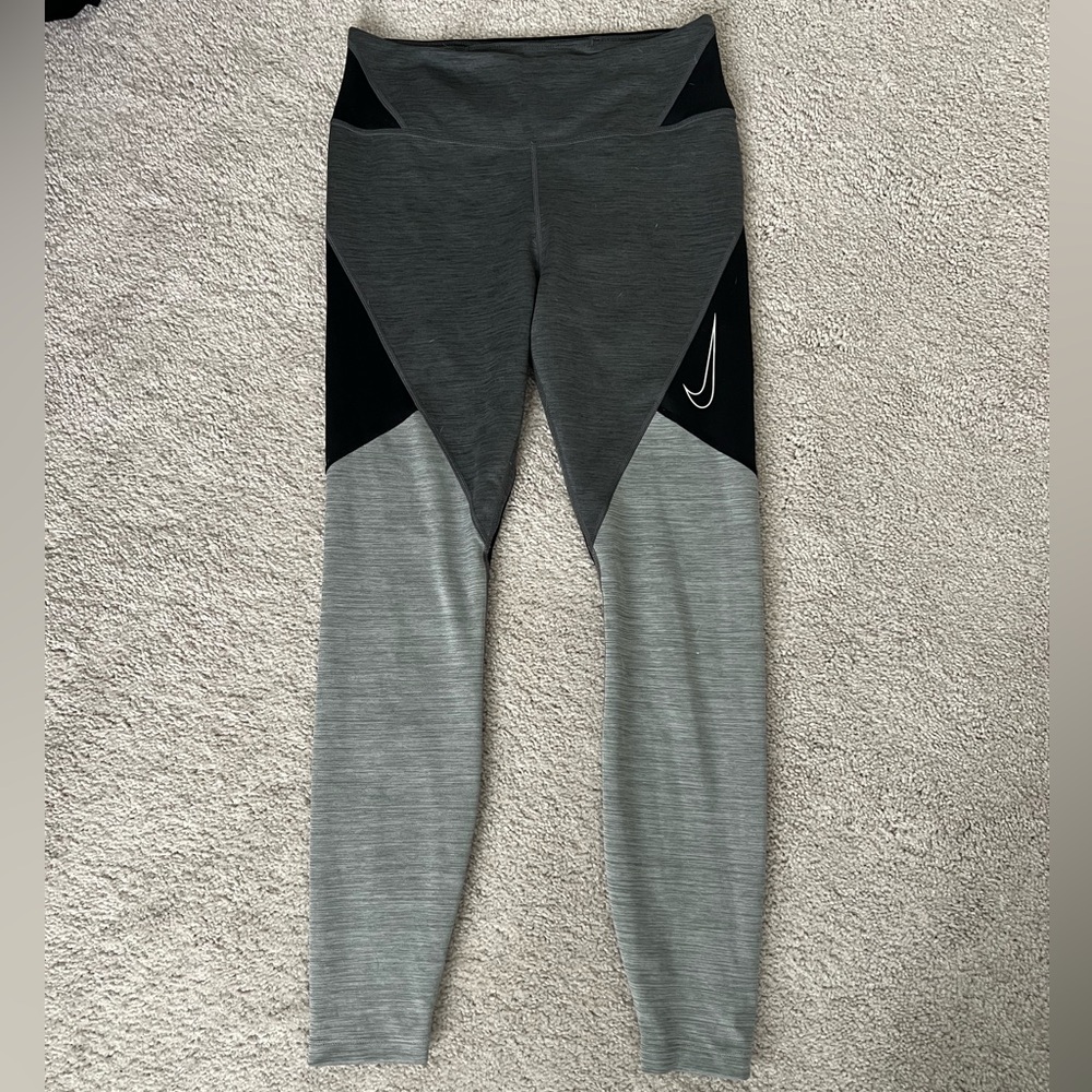 Nike Dry-fit women’s leggings